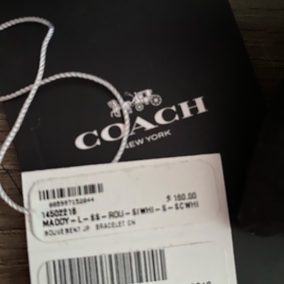 Women’s Coach watch - Picture 2 of 4